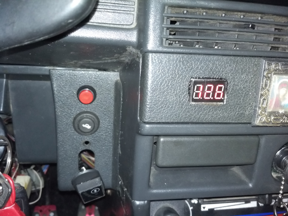 Вольтметр 3