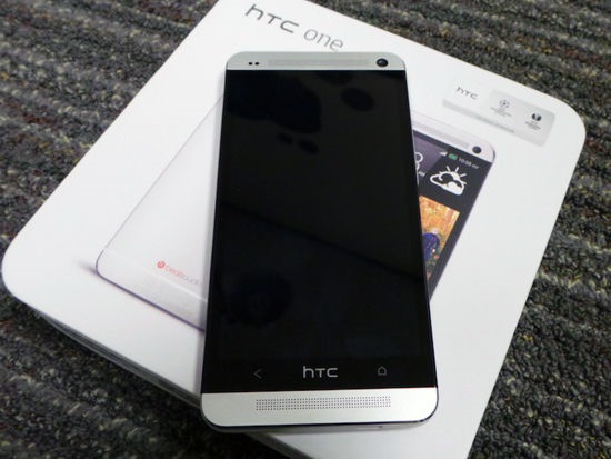 62П. HTC One 801e Silver ... 2