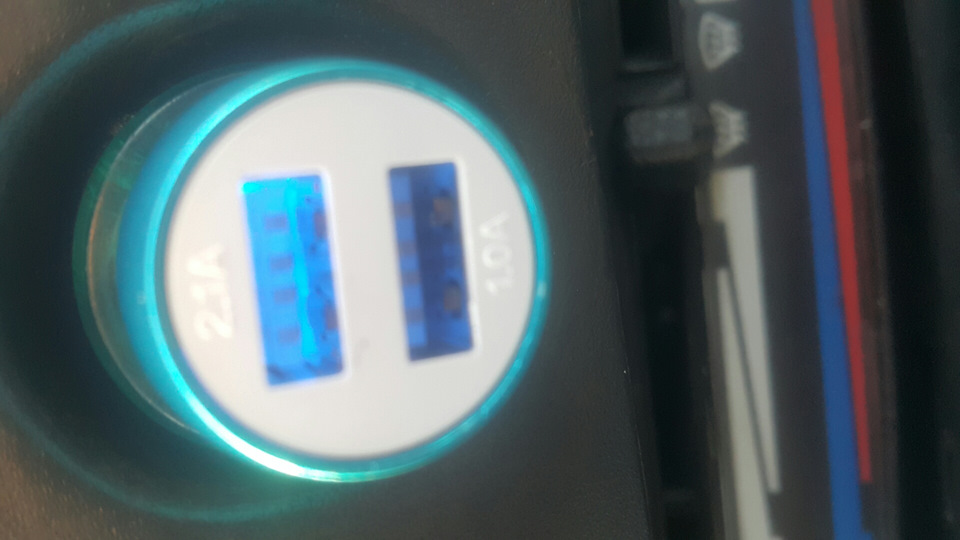 USB від прикурювача. Потужний лайфхак! 5