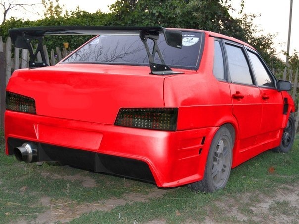 ББ кришки багажника 2