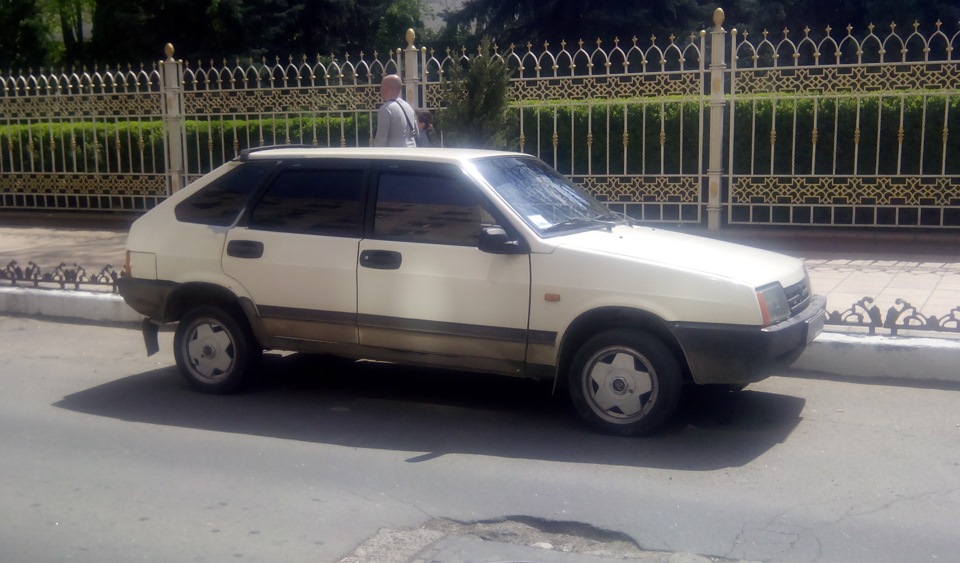 За рік 4
