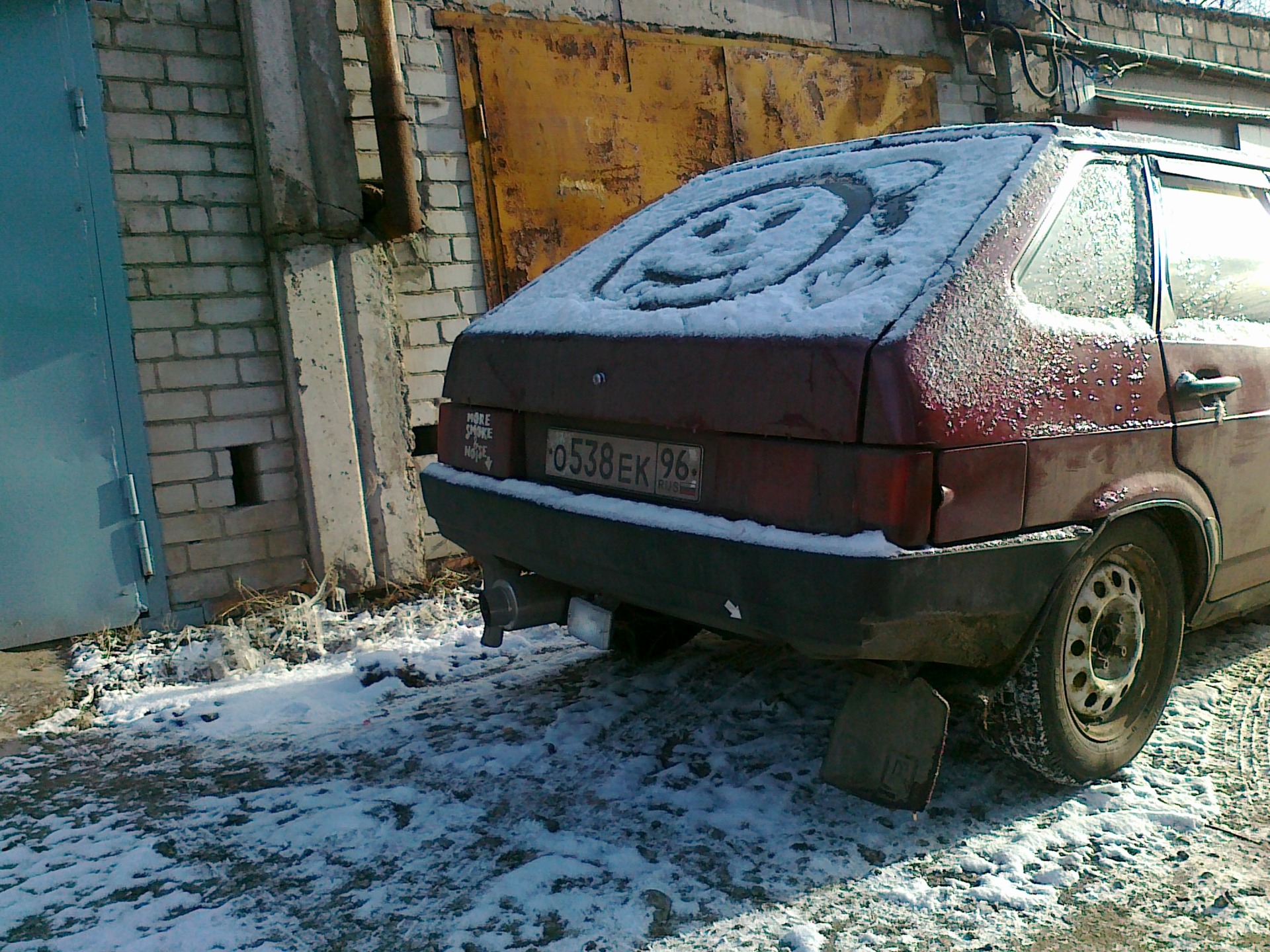 майя нижче, викотили з гаража 2