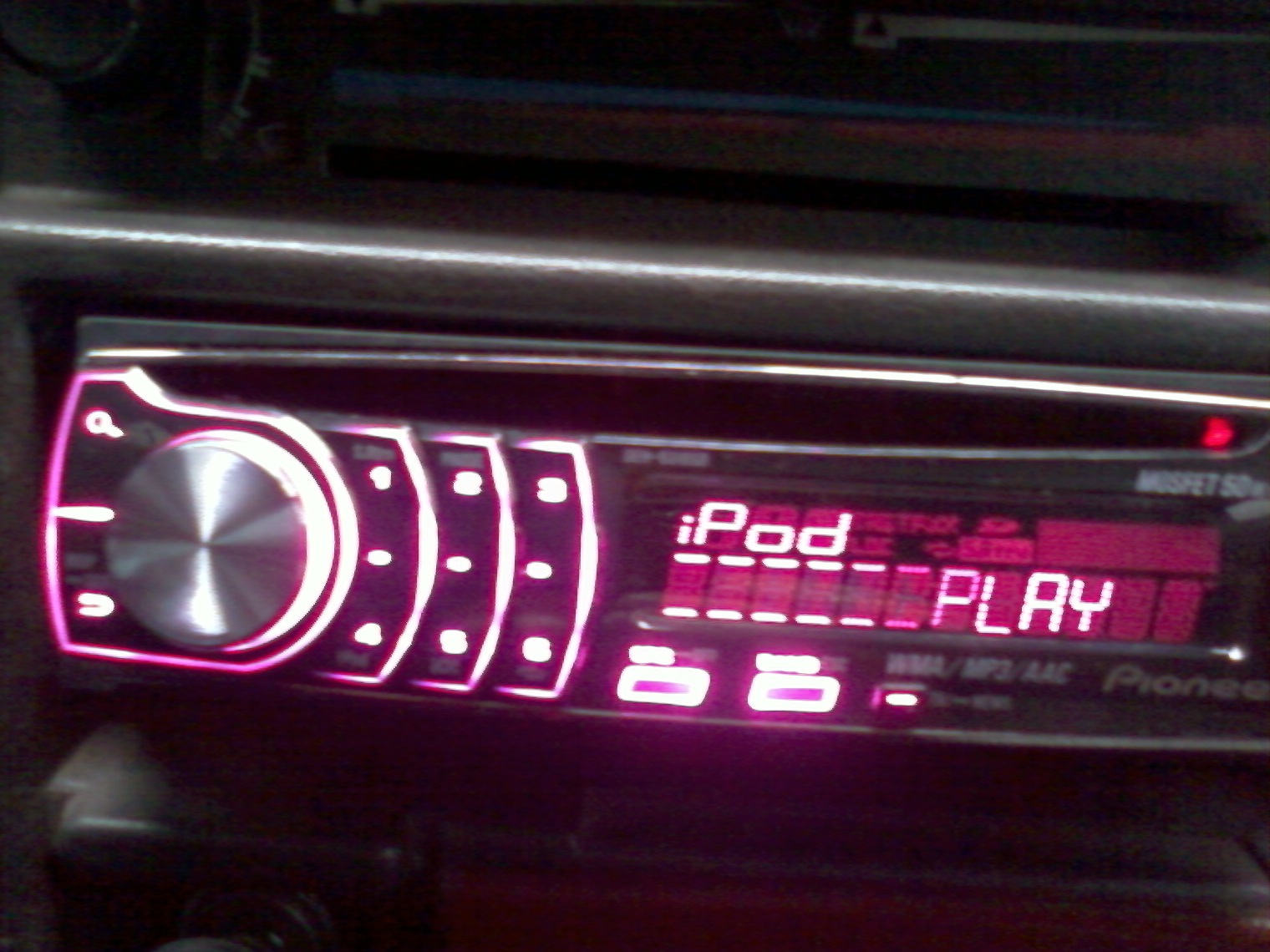 Новорічний подарунок француженці))) DEH-6310sd by Pioneer 5