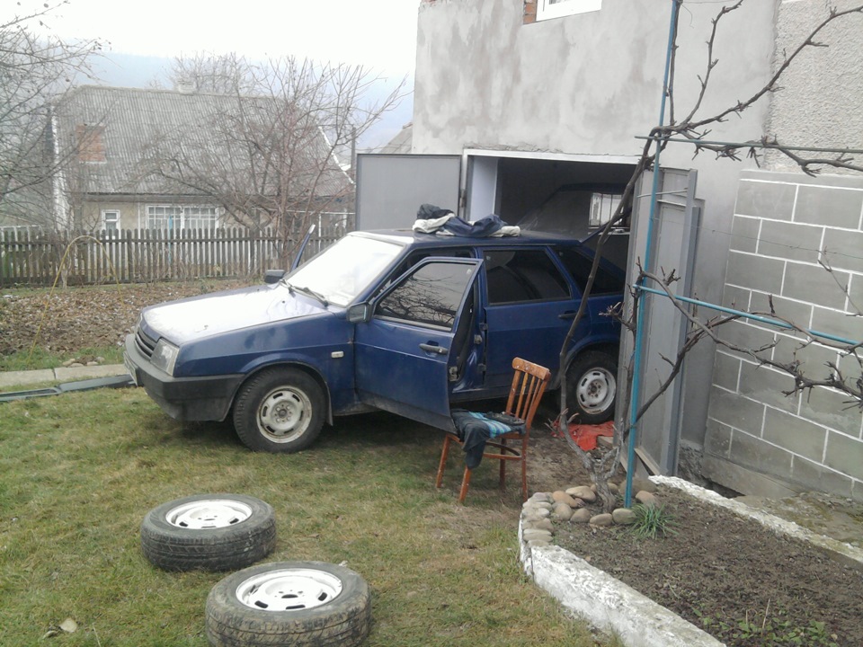 Блядь панелі 1