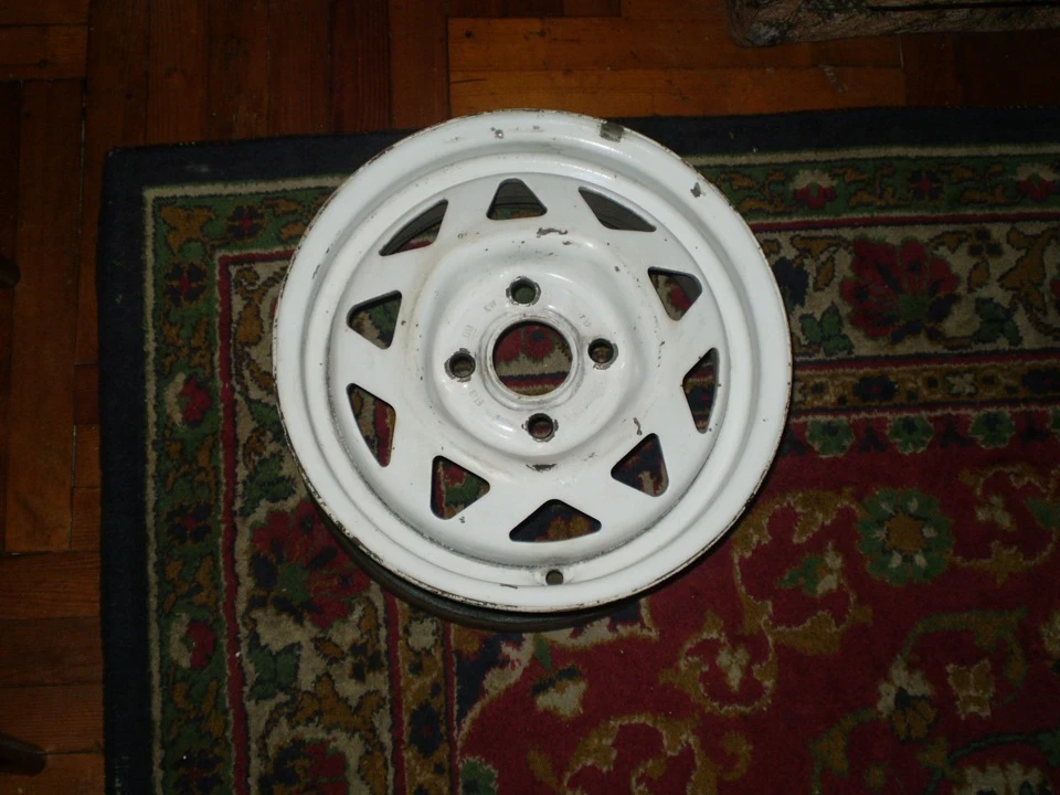 Продам 4 диски R13 4x100 (не актуально)