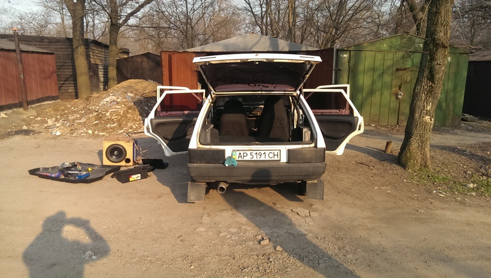 Розбір та подальше фарбування машини 1