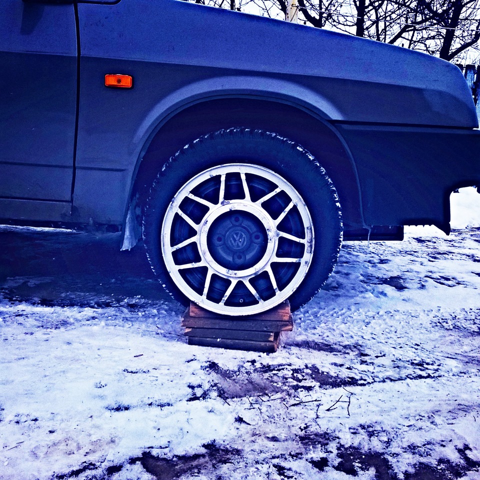 Продам Диски Avus Snowflake r14 1