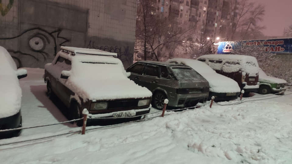 Хай падає сніг ❄️ 3