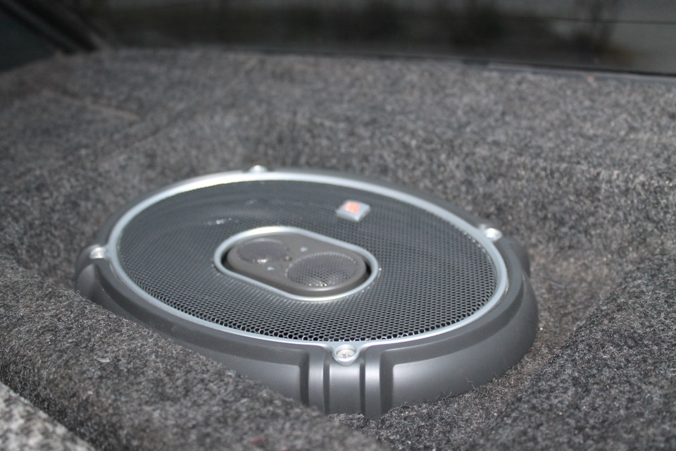 задні овали jbl 1