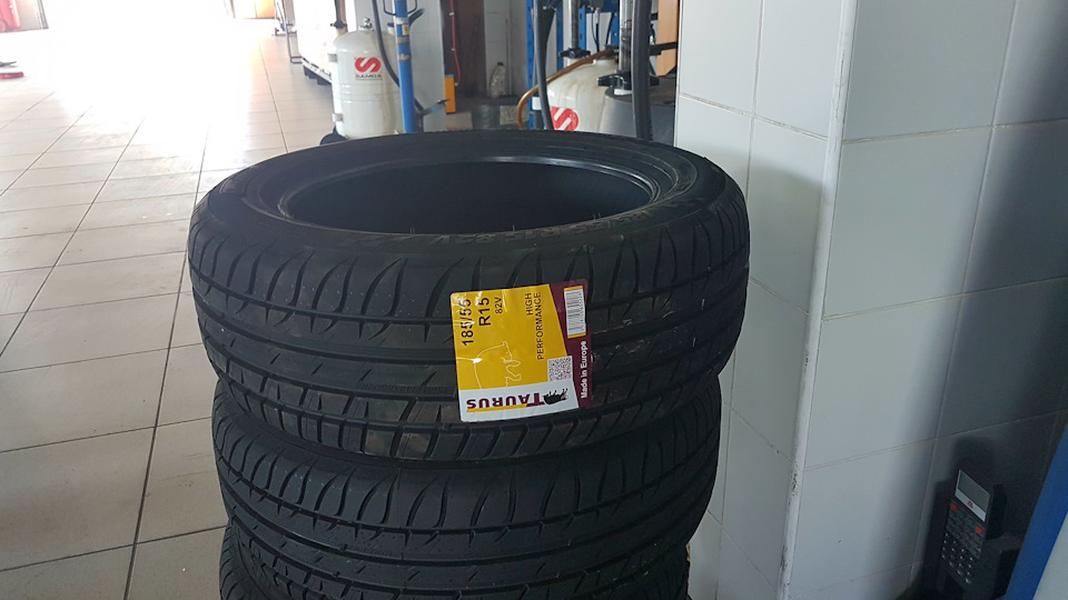 Нова гума на R15 1