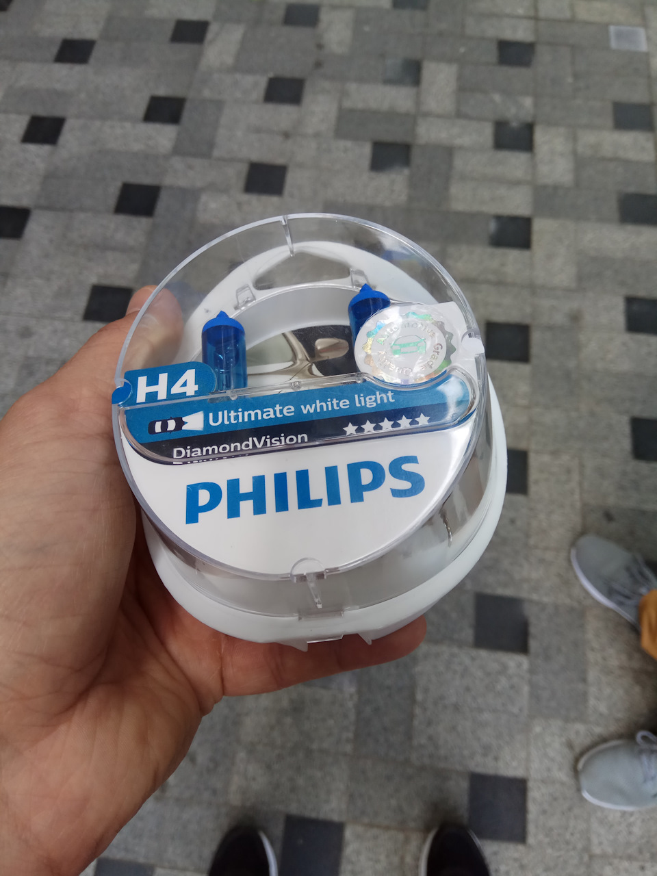 Лампочки Philips. чи є від них толк? 1
