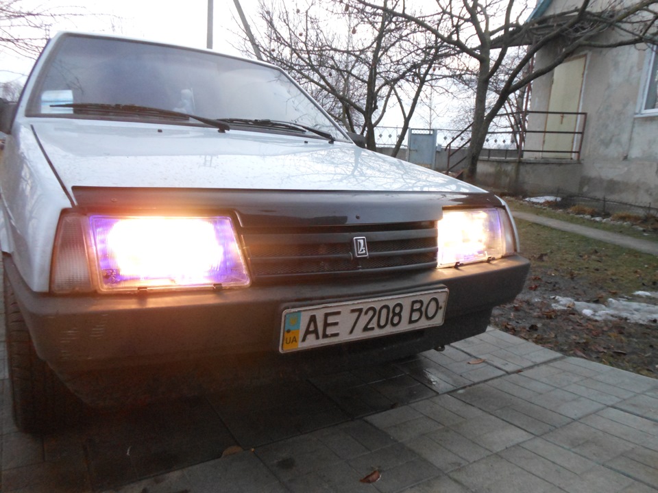 підсвічування фар + бі ксенон BOSH HID 5