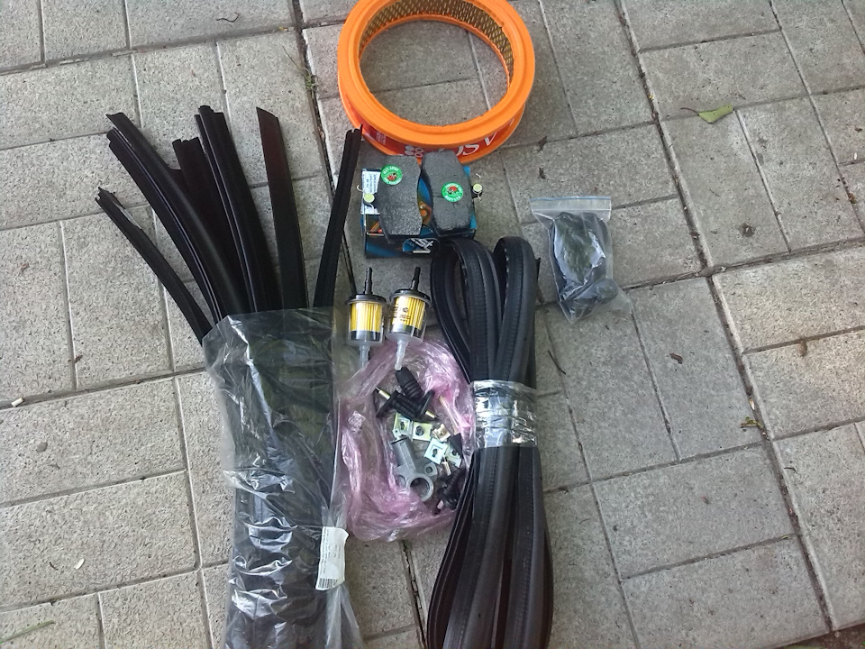 Прикупив рідину і трохи всяких ніштяків. 2