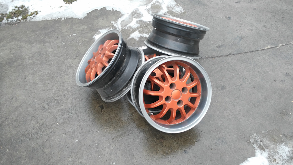 ПРОДАМ ДИСКИ 4х100 R 15 ET 25 7J 1