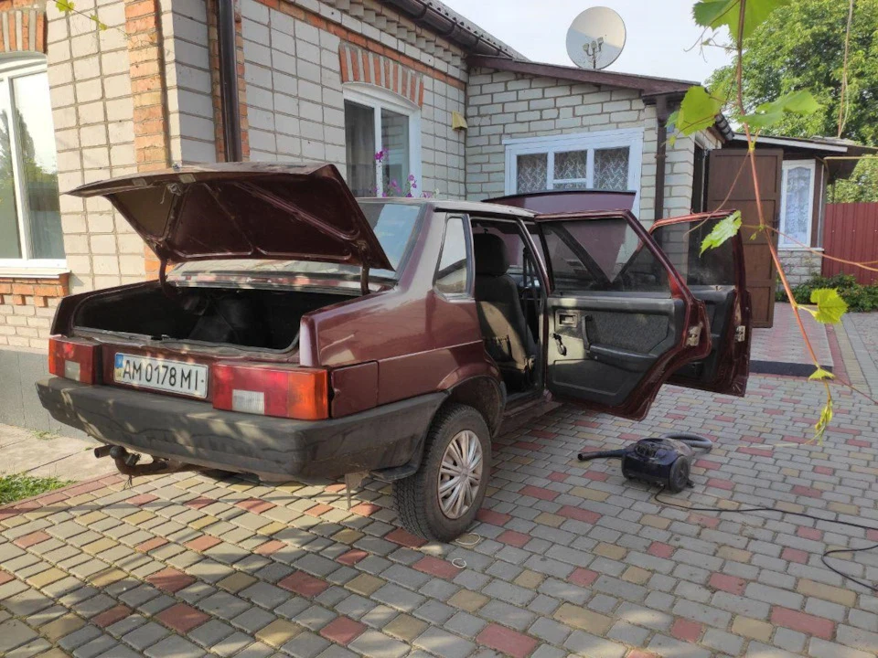 Раптова 99