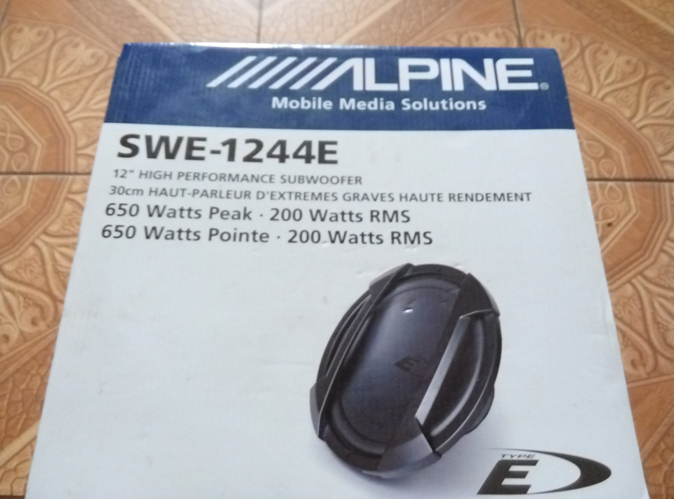 Alpine SWE-1244E 2