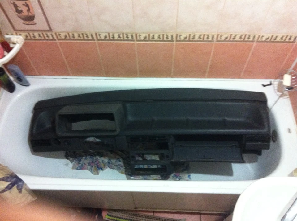 Низька панель.