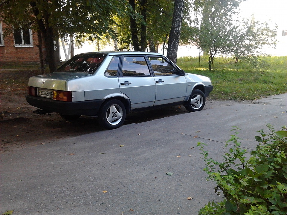 Трохи опустив попу) 5