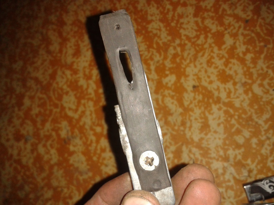 багажник з кнопки 3
