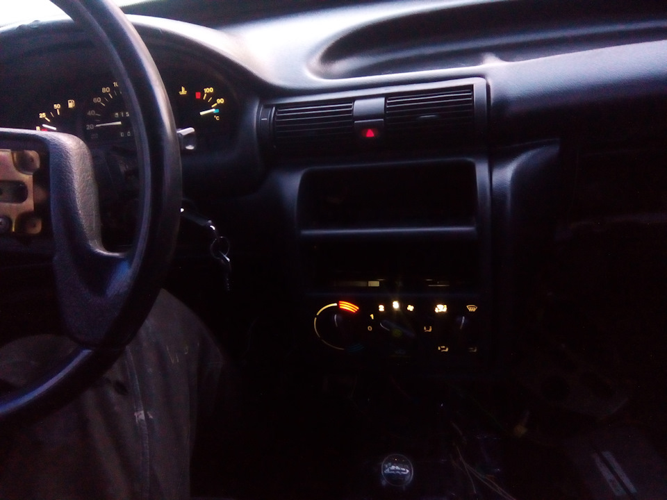 Процес встановлення торпеди opel astra 1