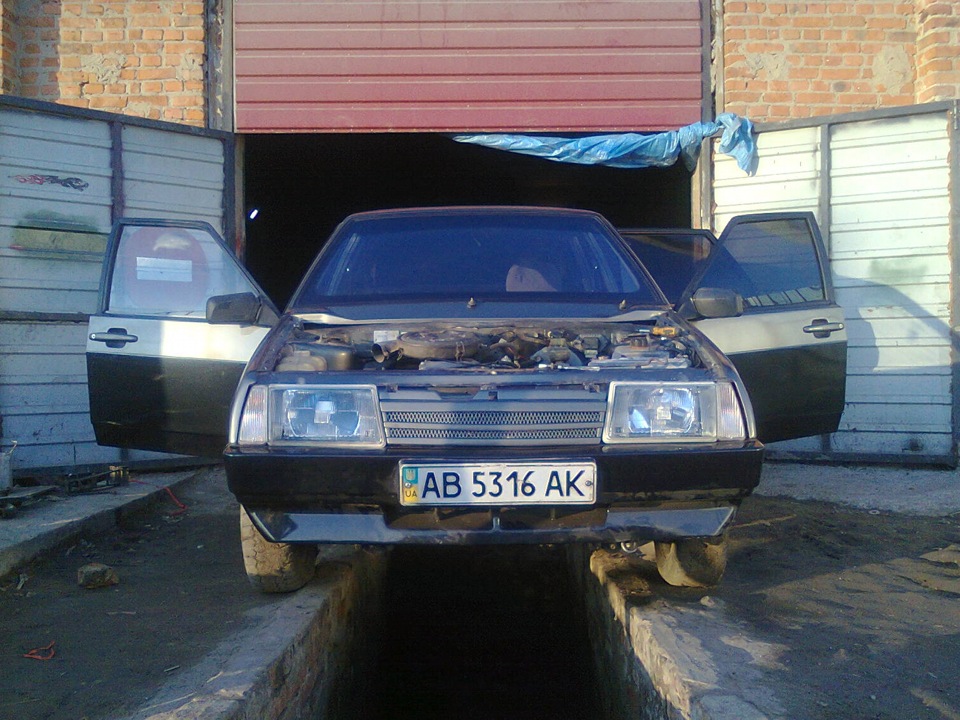 Складання триває… 3