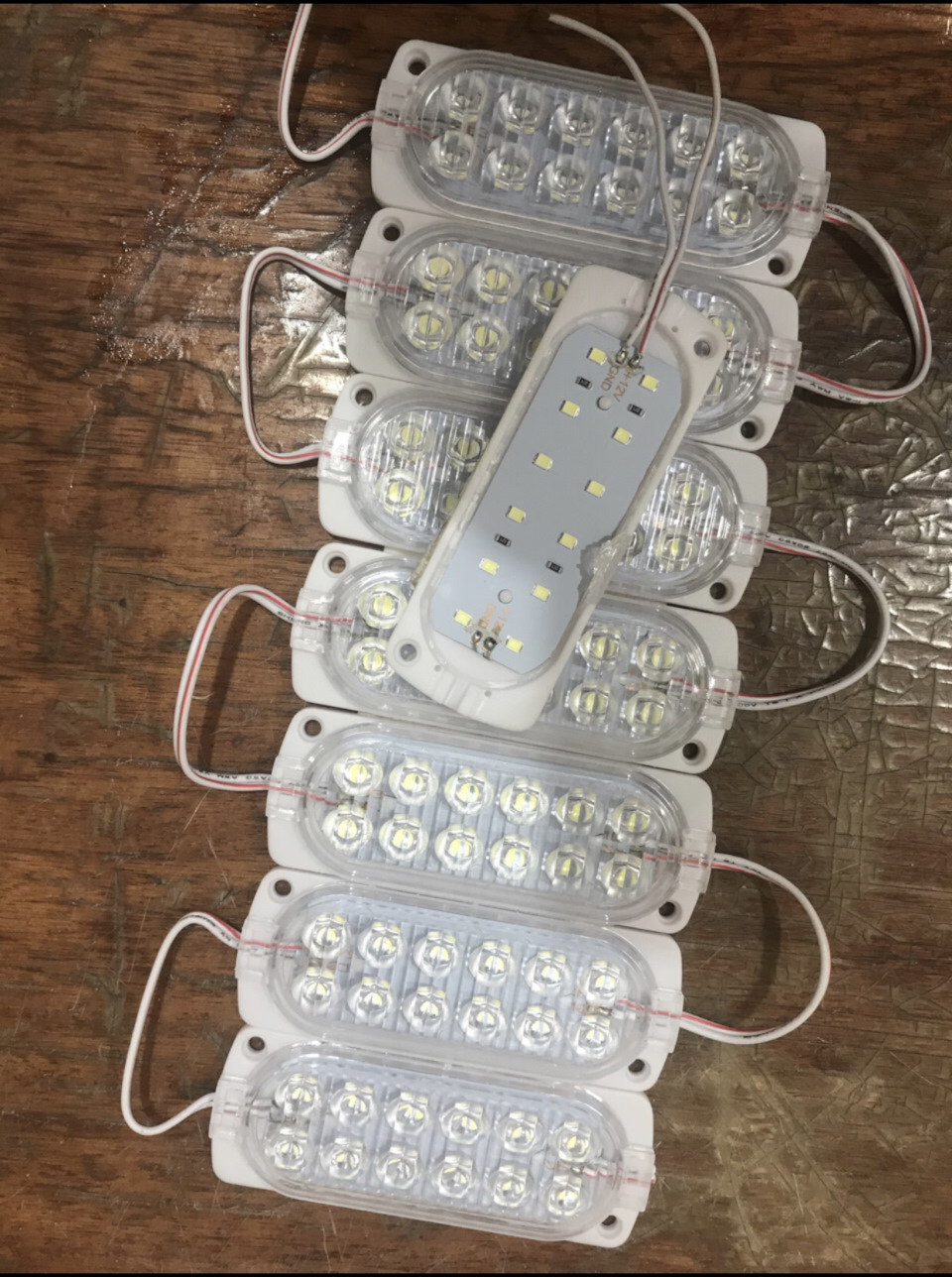 LED модулі в радіаторні грати 5