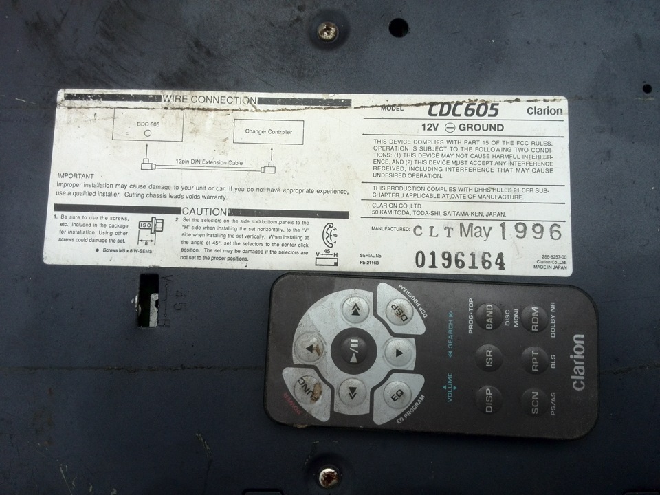 Продам Clarion CDC 605 4