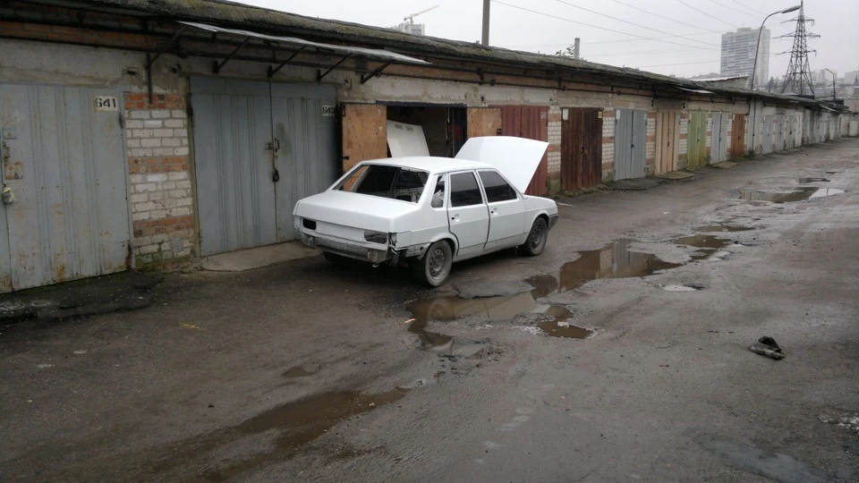 Пофарбована