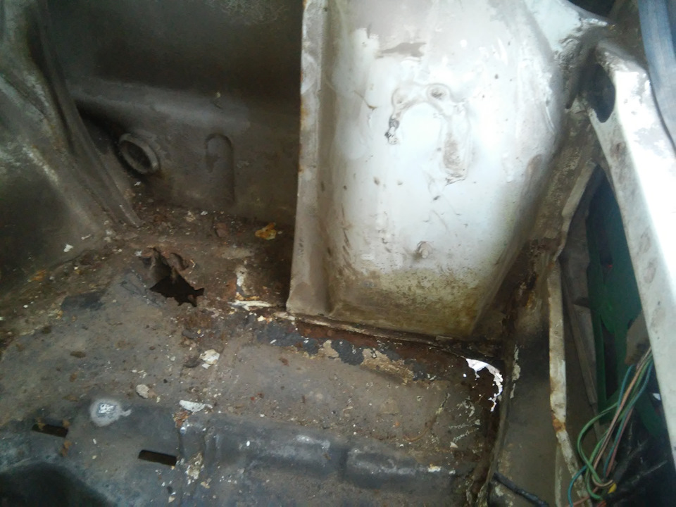 Коли тече вода в салон 3