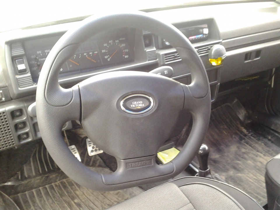 Руль Grand Victoria + Підрульові перемикачі від Niva Chevrolet 1
