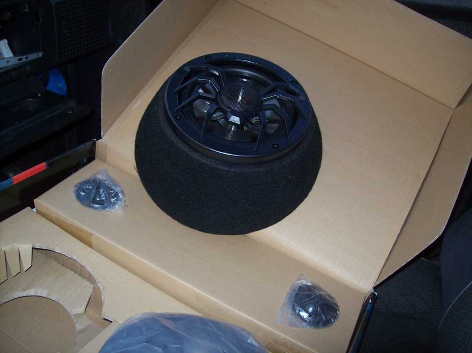 Придбав собі Компонети - Soundstream Rubicon RBC.6 4