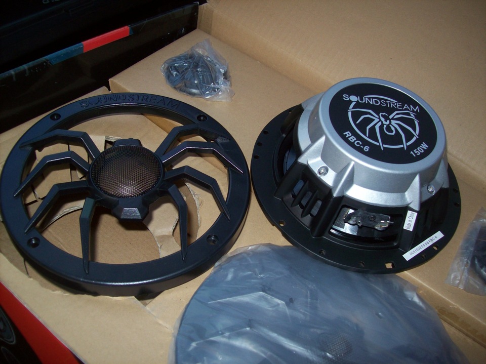Придбав собі Компонети - Soundstream Rubicon RBC.6 1