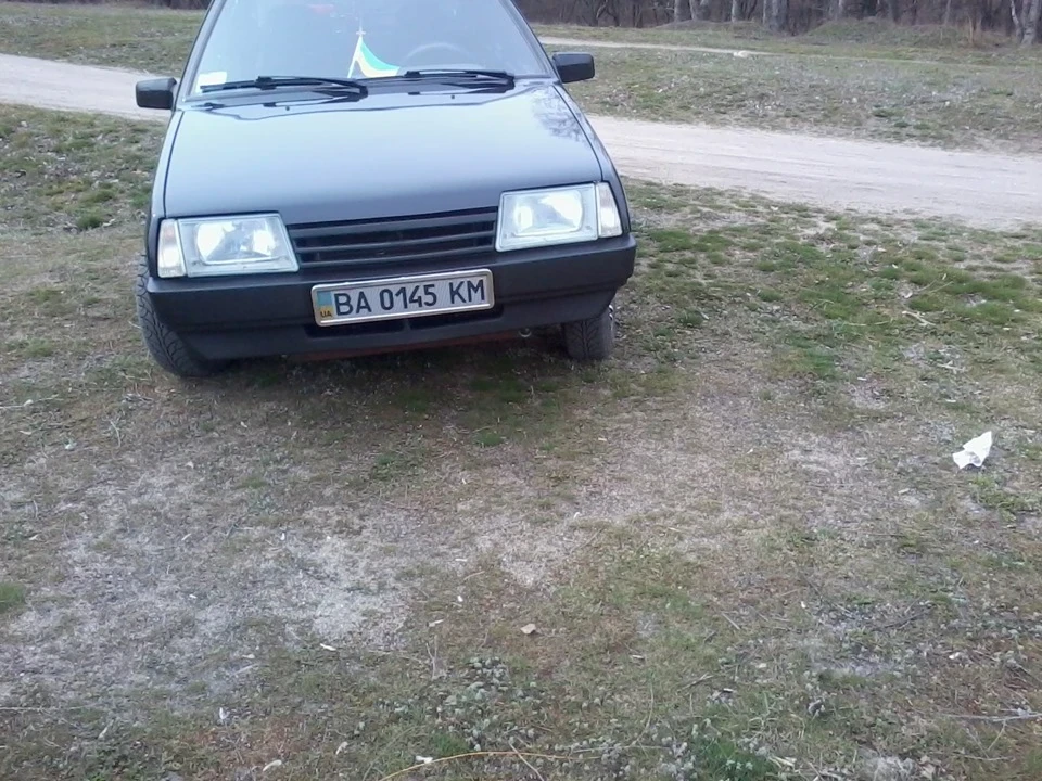 всюди лише фотографії