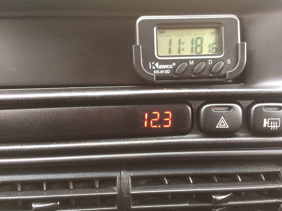 Вольтметр в БСК+магнітола 2