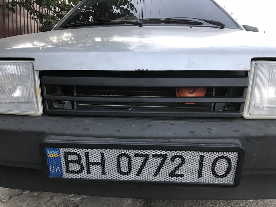 Рамки номерних знаків 2