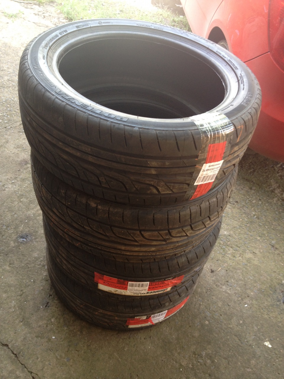 Шини BRIDGESTONE Potenza RE001 Adrenalin 1