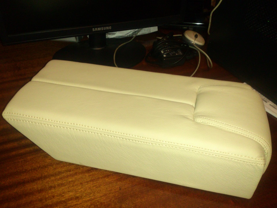 #57 Custom center console p.2.1 Кришка підлокітника. 1