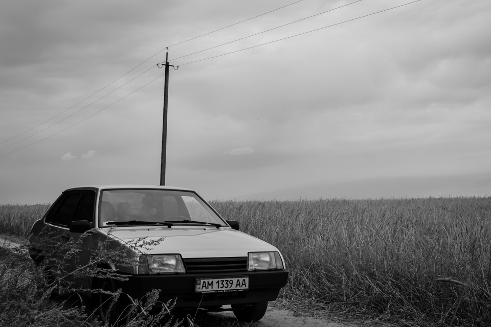 Ч/Б фотосет польовий 5