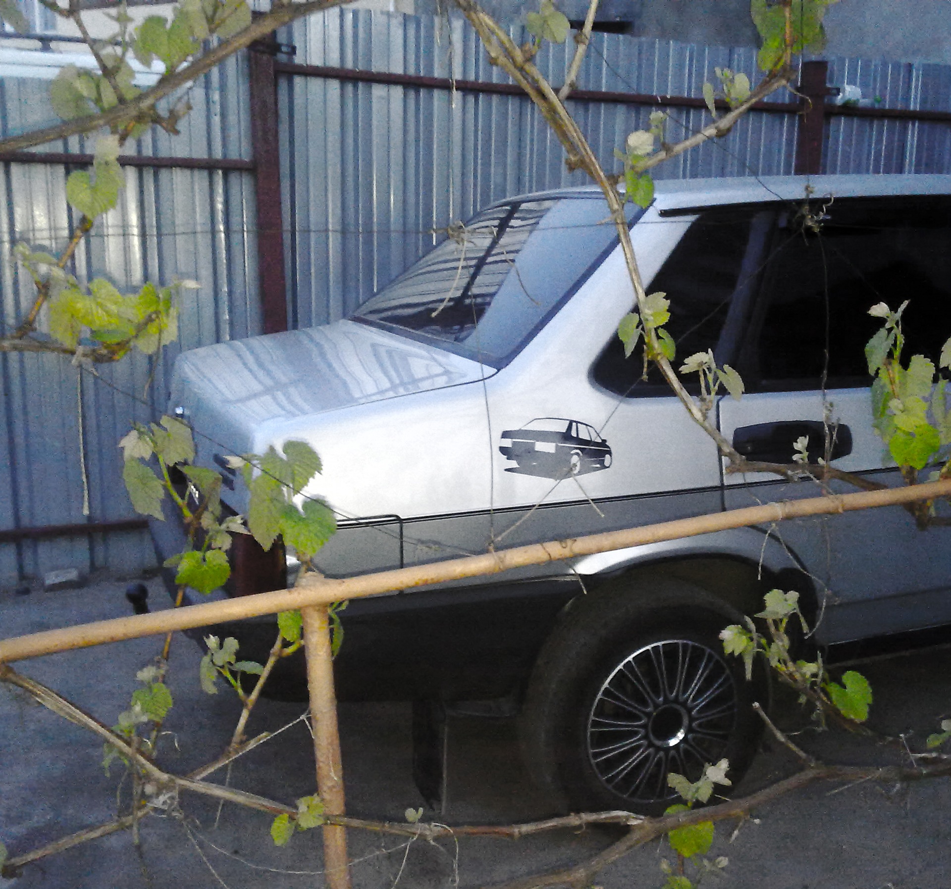 Наклейка 99 2
