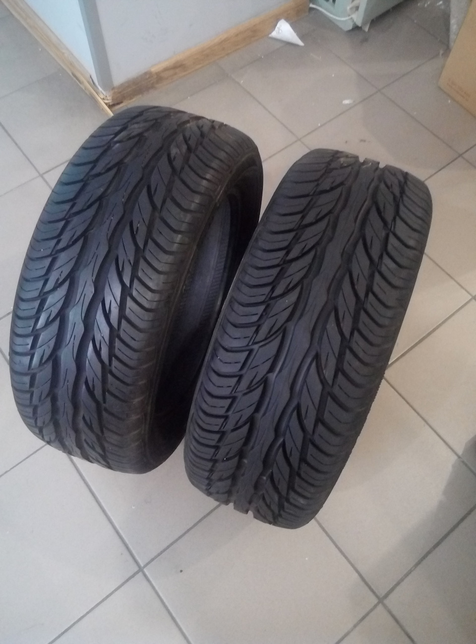 Справи минулих місяців - флуоресцентна приладка, Uniroyal Rain Expert, Low Cars Дніпро, миття підкапотки, відновлення блиску клапанної кришки і не тільки) 5