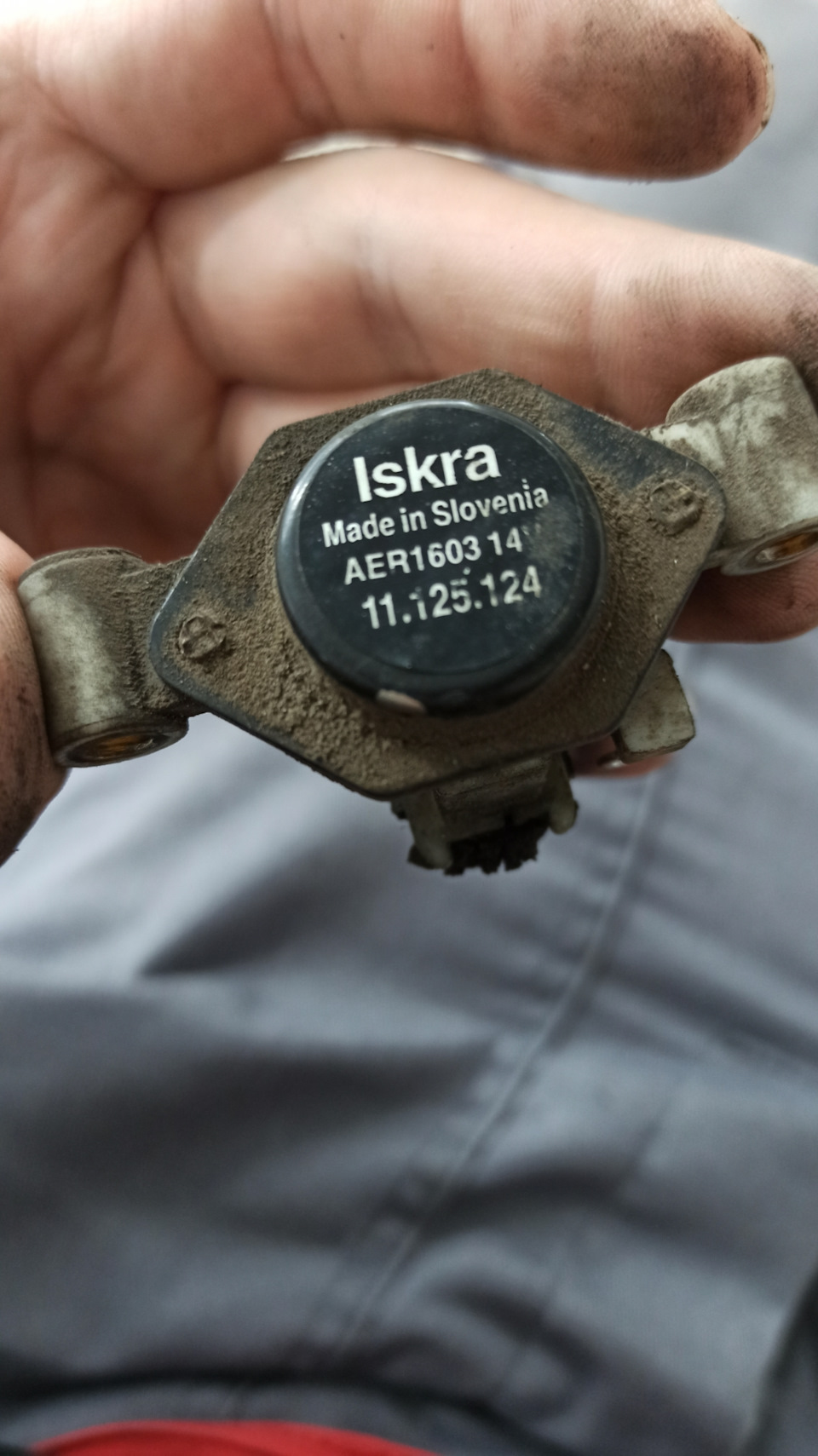 Пошук аналога реле регулятора iskra 2