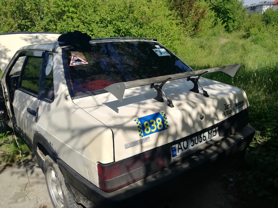 Після штрафки встановив, як авто до сьогодні стояло на ширафстоянці РВПП 5
