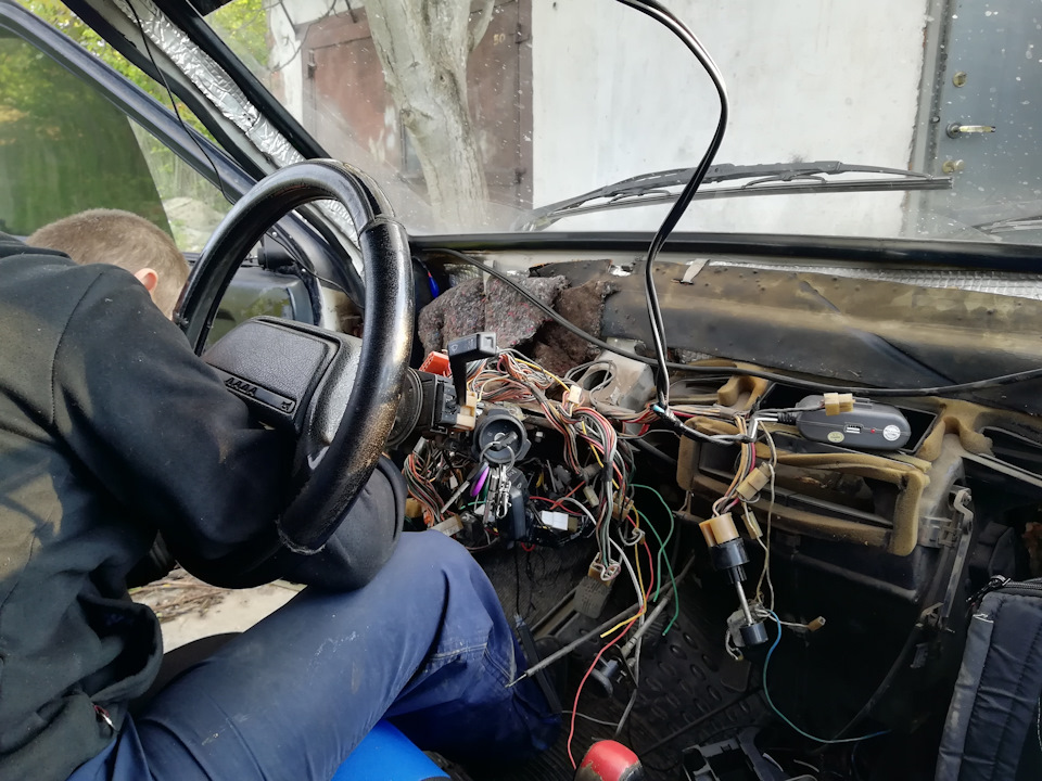 Встановлення електрики щитка приладів Vectra B 1