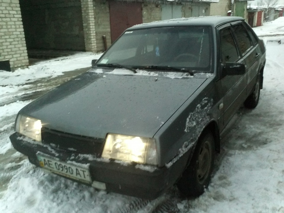 Пофоткав біля гаража 5