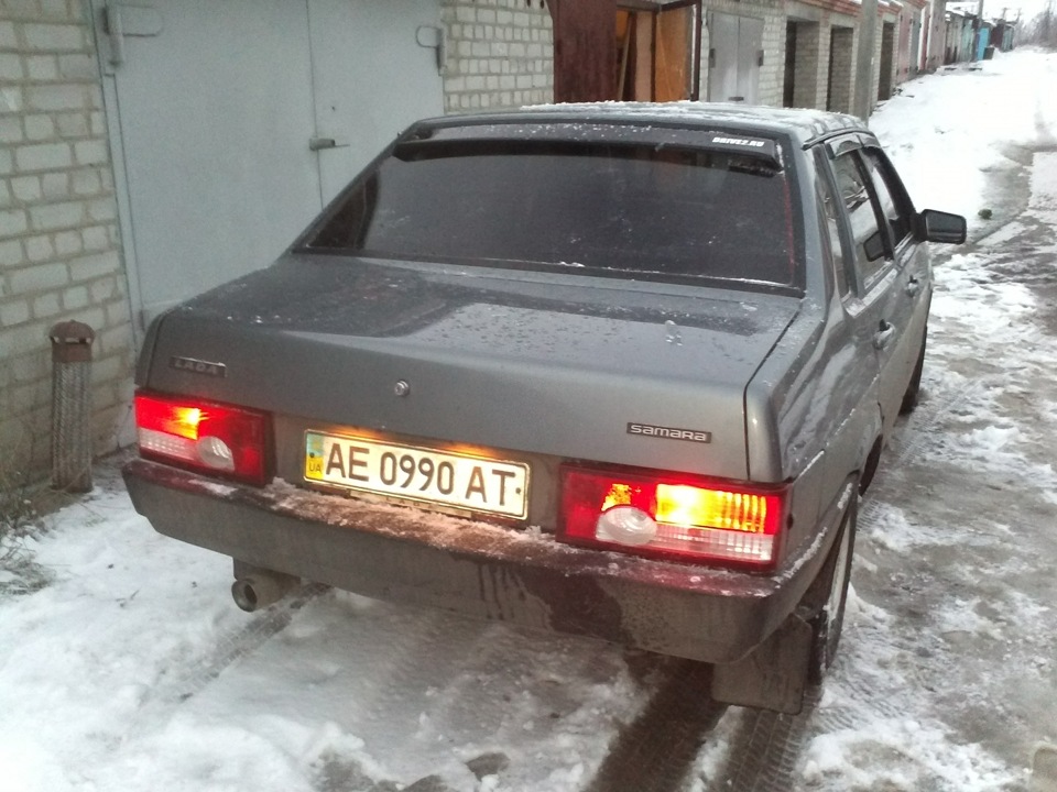 Пофоткав біля гаража 3