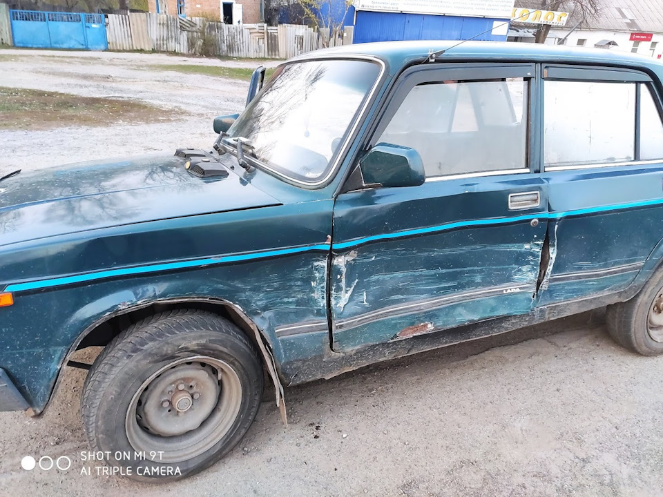 Жигуль підкрався непомітно... А казали, що у дев'ятки морда міцна 2