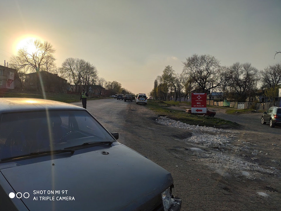Жигуль підкрався непомітно... А казали, що у дев'ятки морда міцна 3