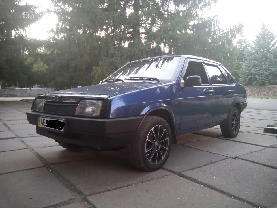 Продам 21099 1