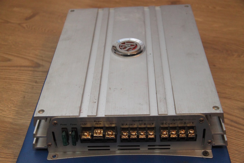 Чергове оновлення автозвуку DLS CA-40! 1
