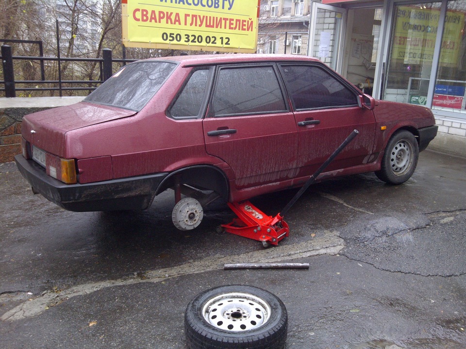 перевзувся, але багато іншого пізніше :) 2